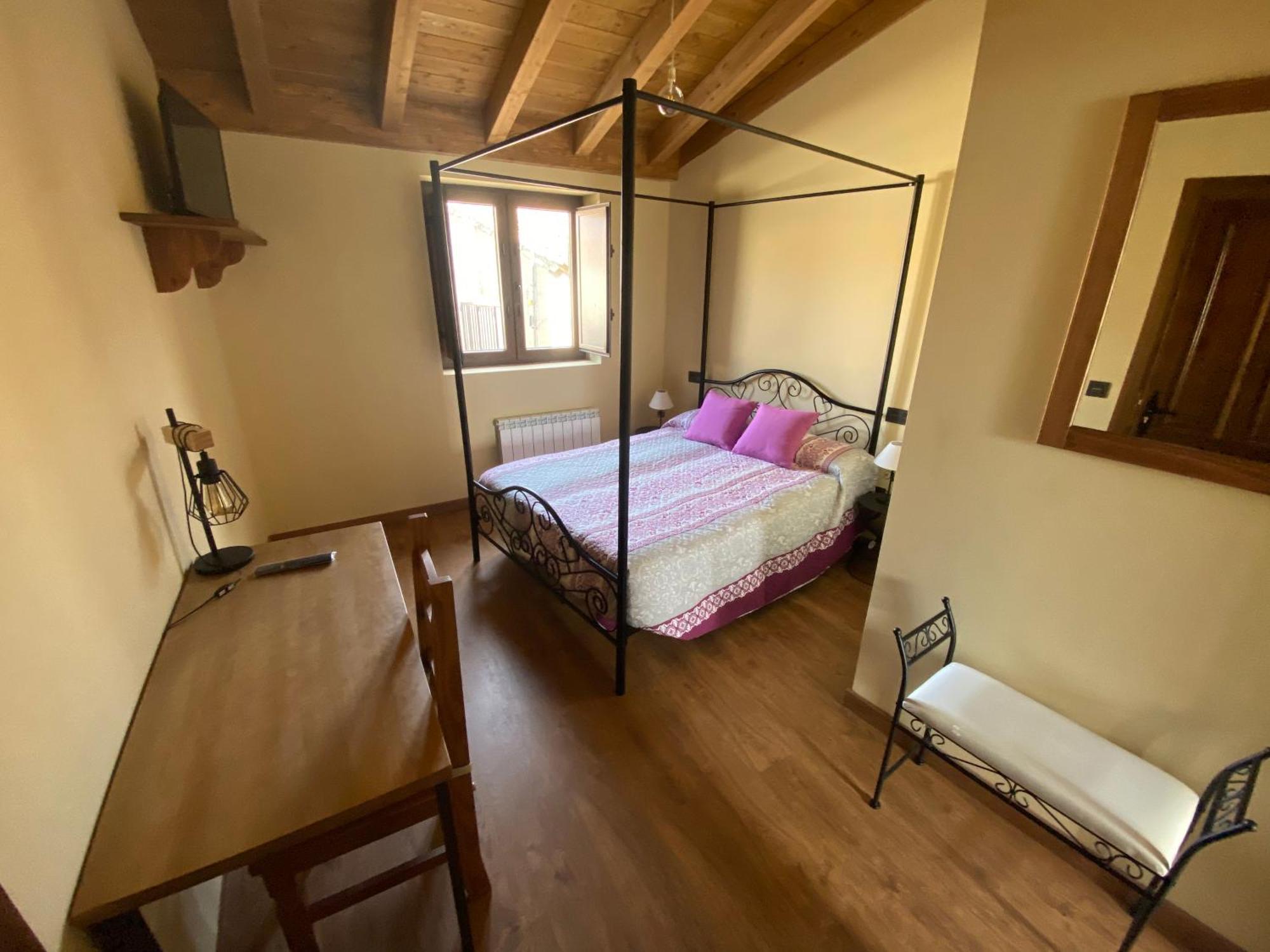Casa Rural Los Valles Valdenebro de los Valles ภายนอก รูปภาพ